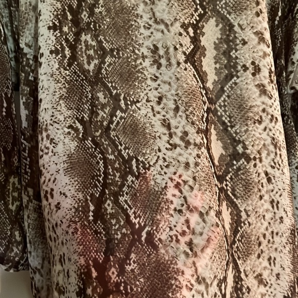 fab’rik blouse - Picture 3 of 4